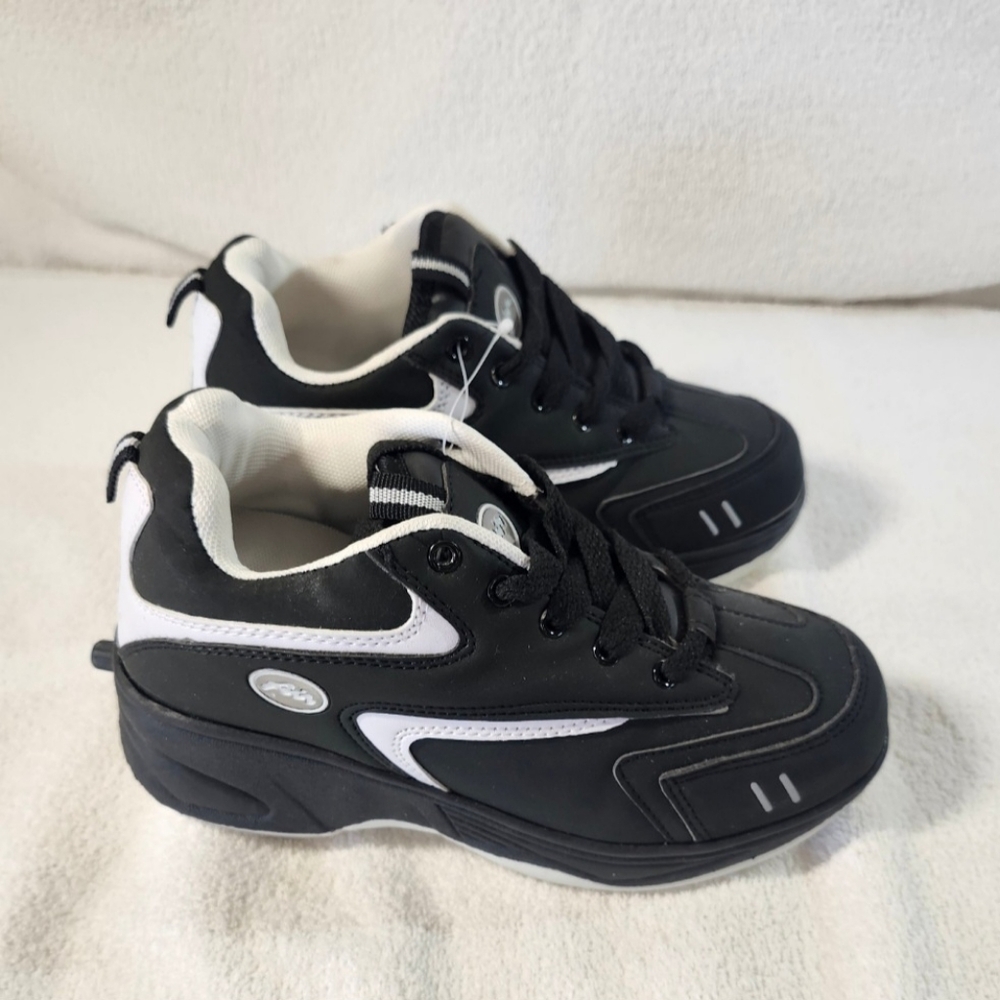 NEW, Air Youth Shoes Size 7 with Retractable Roller in Heel Sneaker Roller Skate